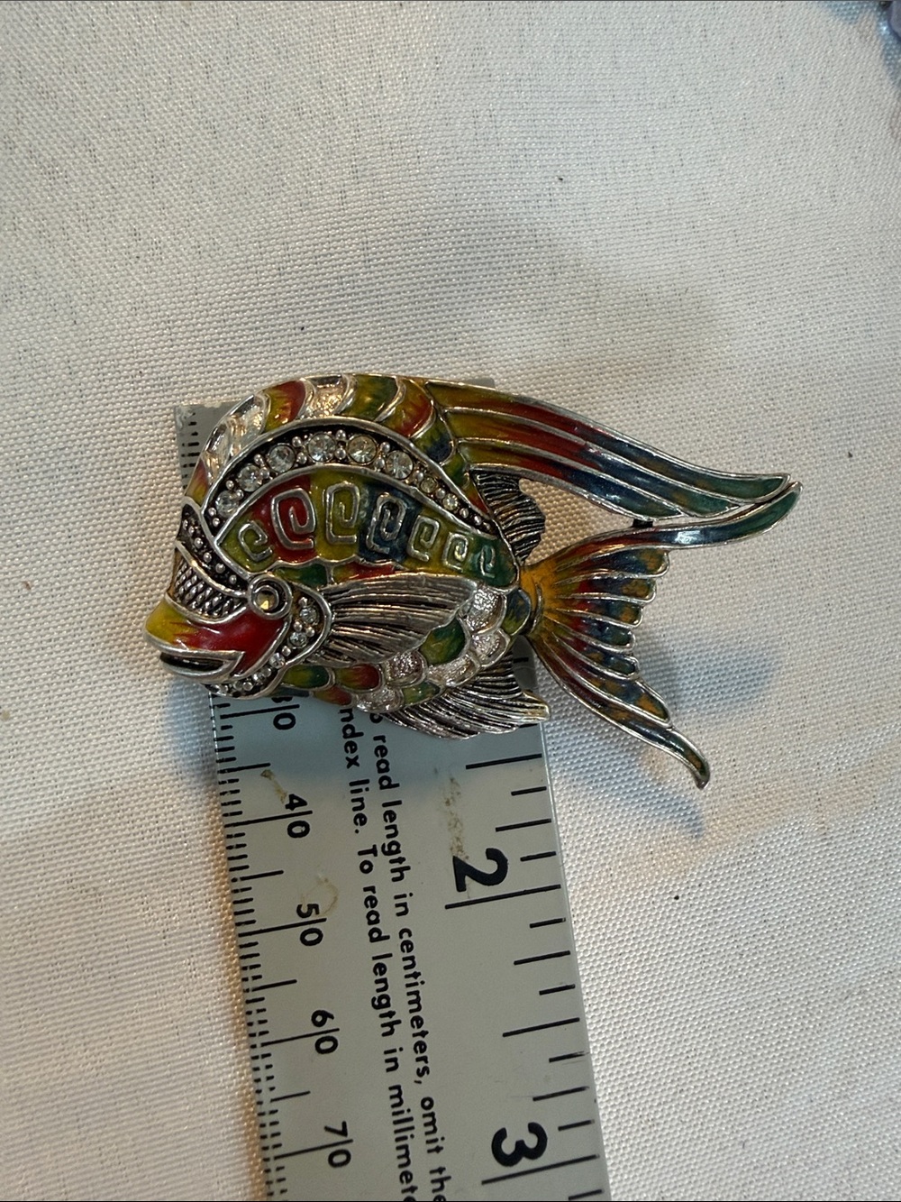 Colorful Enamel Angelfish Brooch Pin - Multicolor 2” x 1.5” - Picture 8 of 9